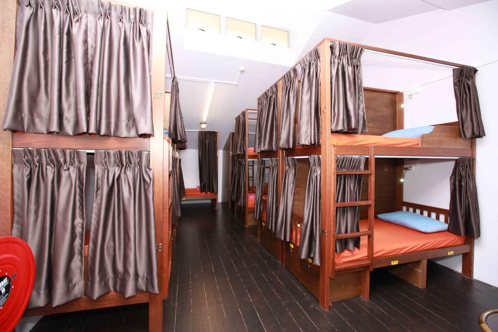 60S Hostel Сингапур Стая снимка