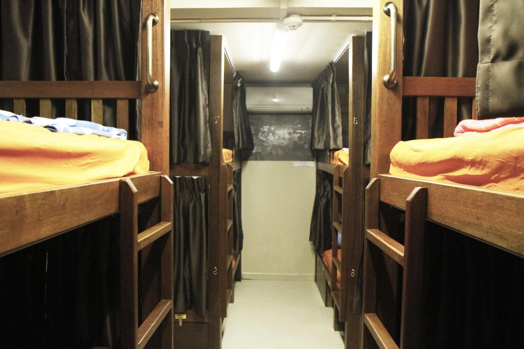 60S Hostel Сингапур Екстериор снимка